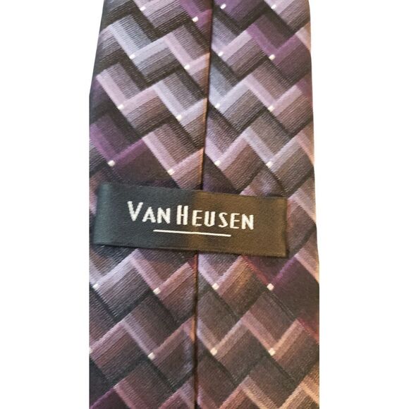 Van Heusen Purple Stain Resistant Hand Made‎ 100% Silk Men's Neck Tie Business - Picture 5 of 12